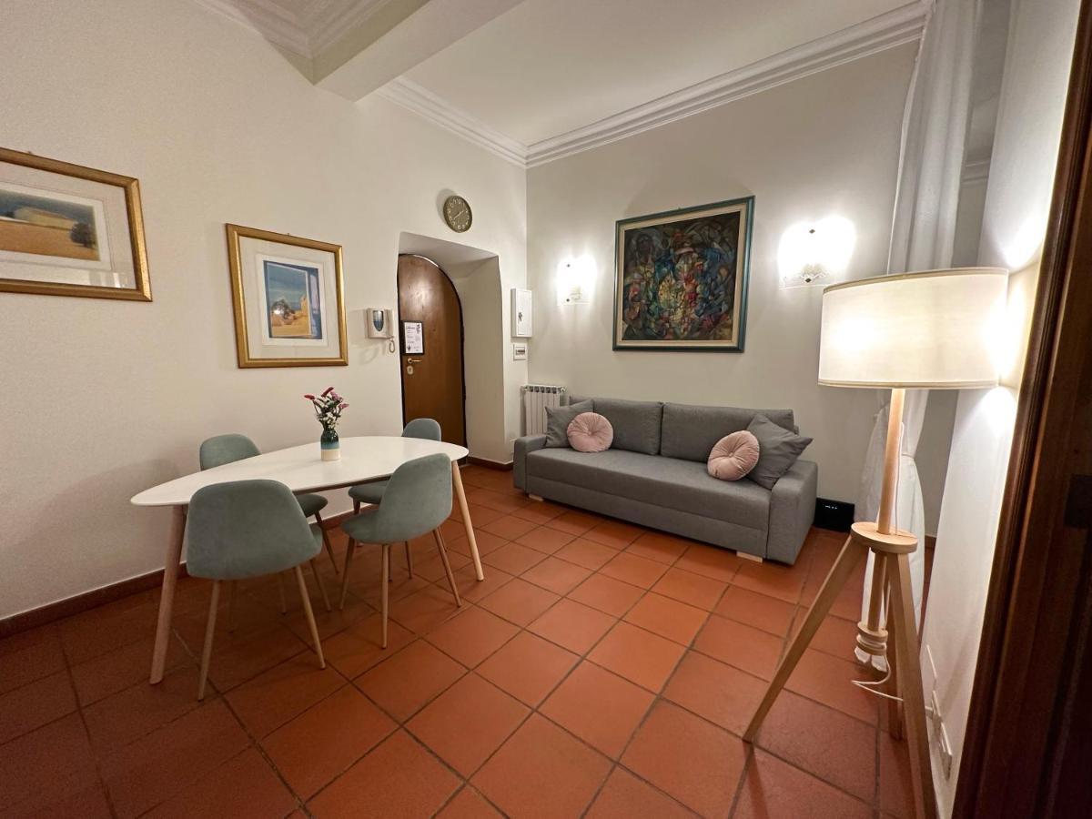 Appartamento Fiorano A Piazza Navona